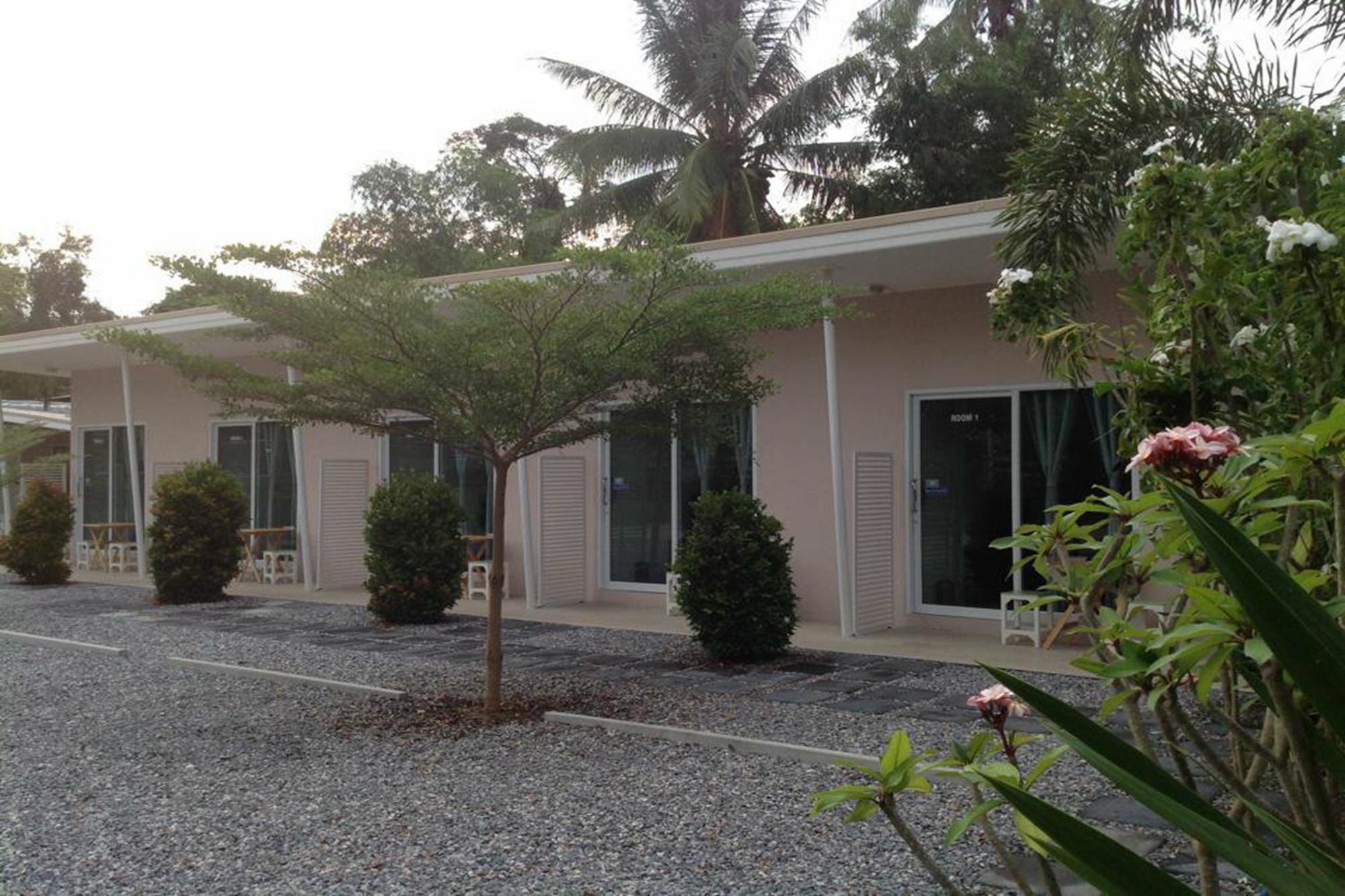Baan Chan Suan Nong Nam Daeng Exterior foto